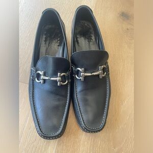 Salvatore ferragamo men’s black leather loafers